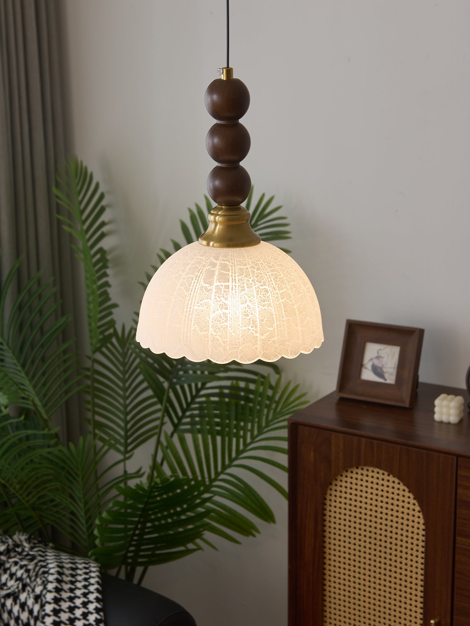 Lampă suspendată Eloria 