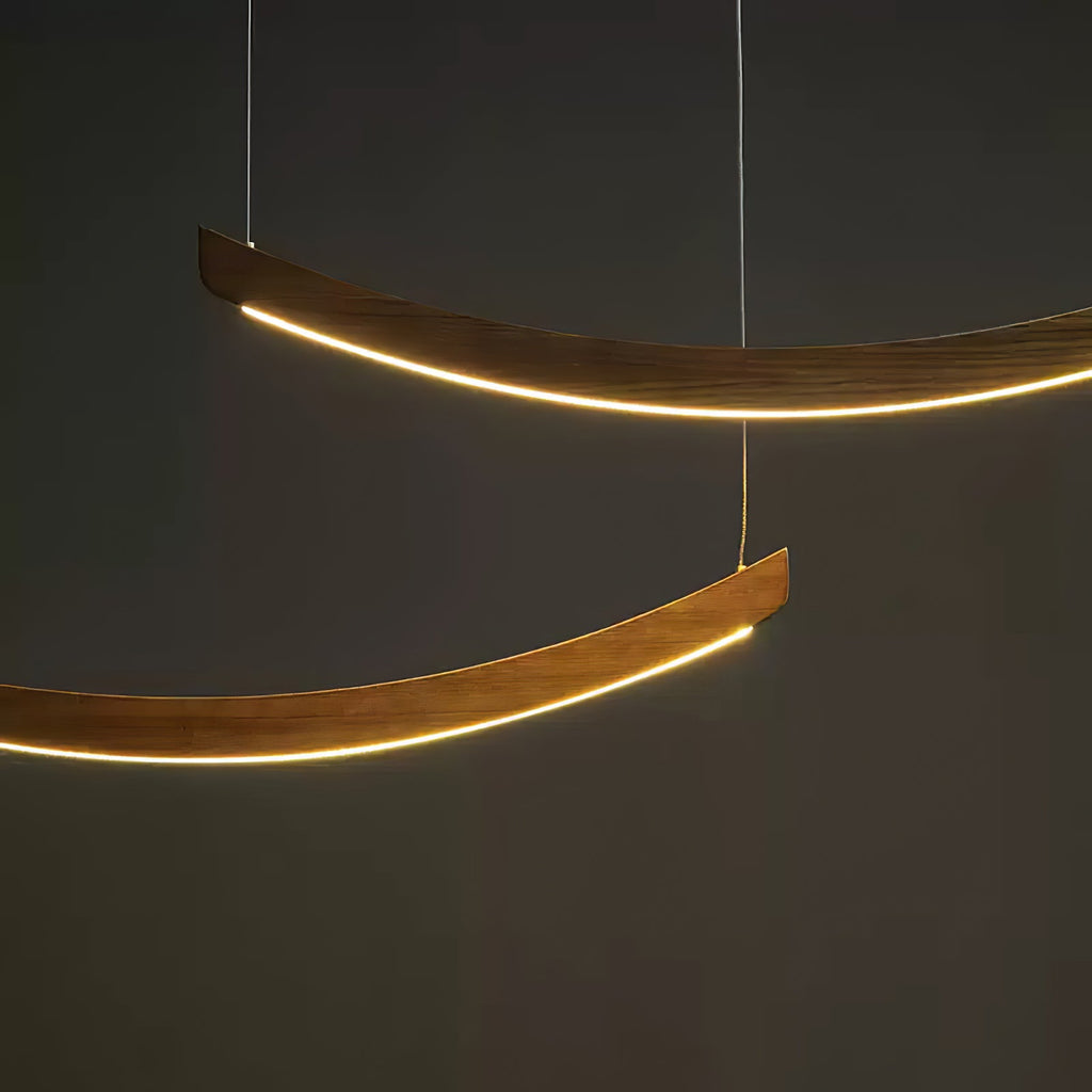 Lampă suspendată Felix Crescent