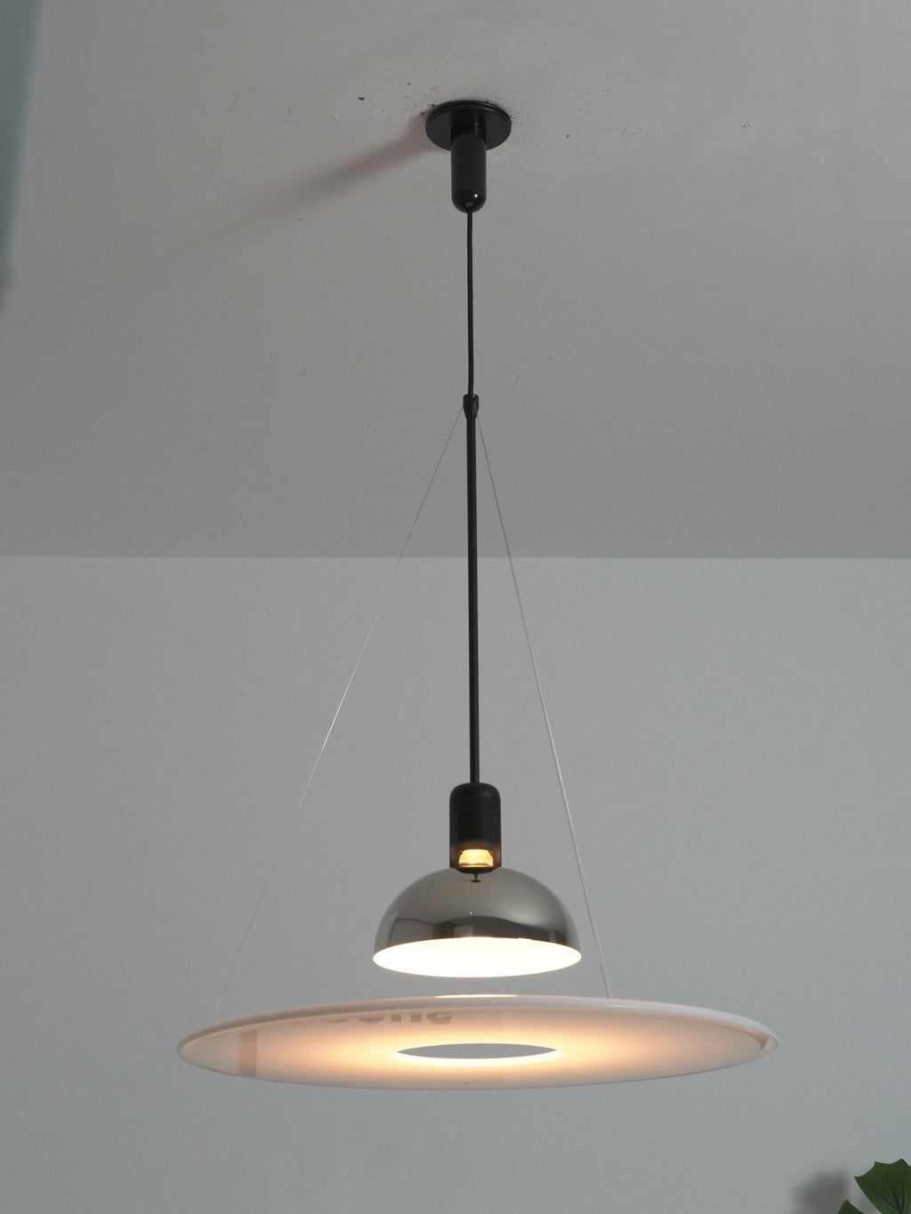 Flying Saucer Pendant Light