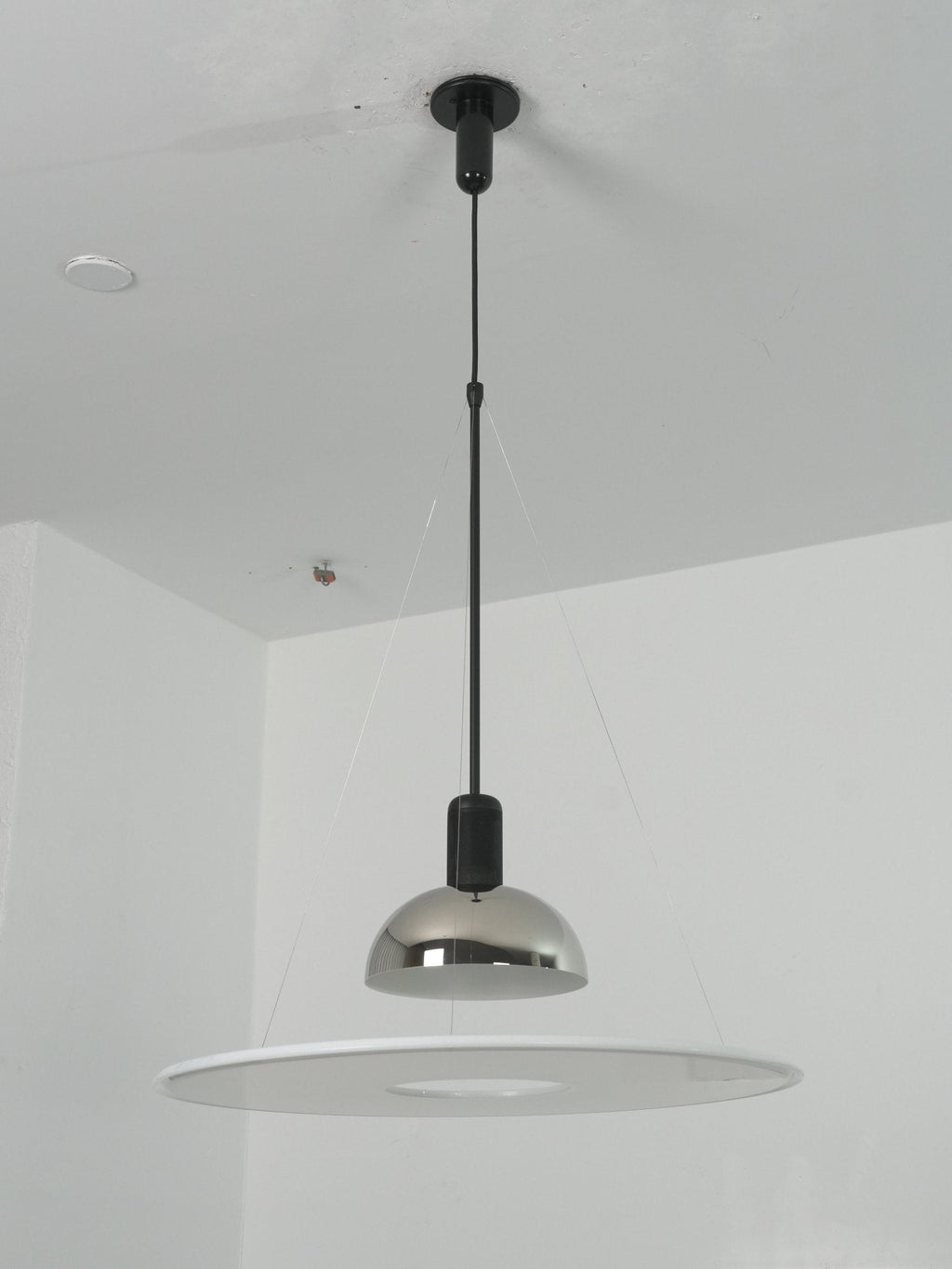 Flying Saucer Pendant Light