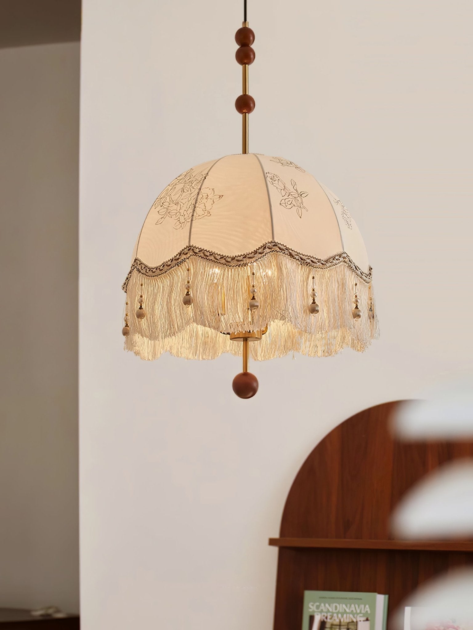 Lampă suspendată Frill Fringe