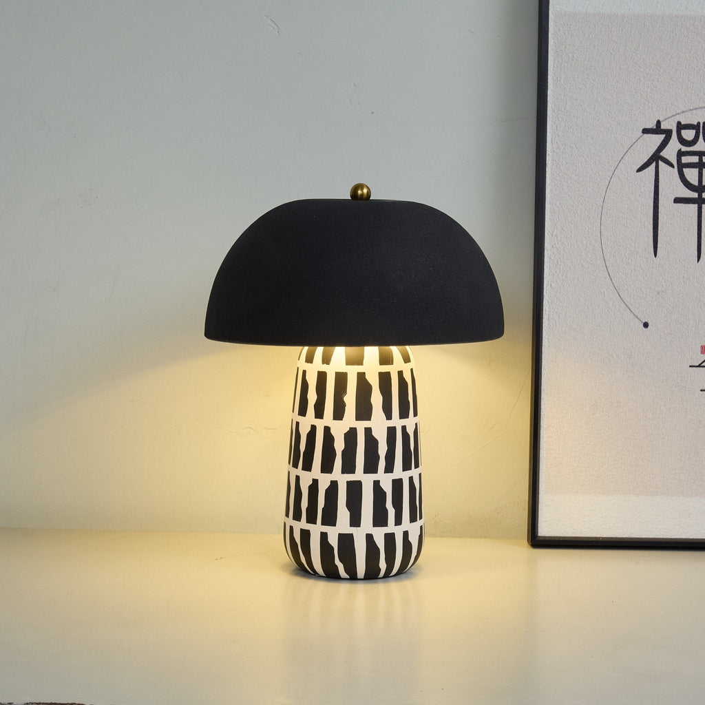 Lampă de masă ceramică cu model geometric
