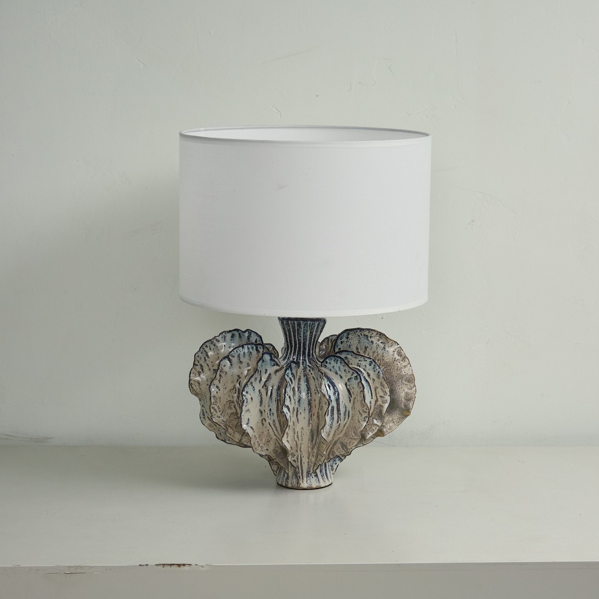 Lampă de masă ceramică în formă de frunză