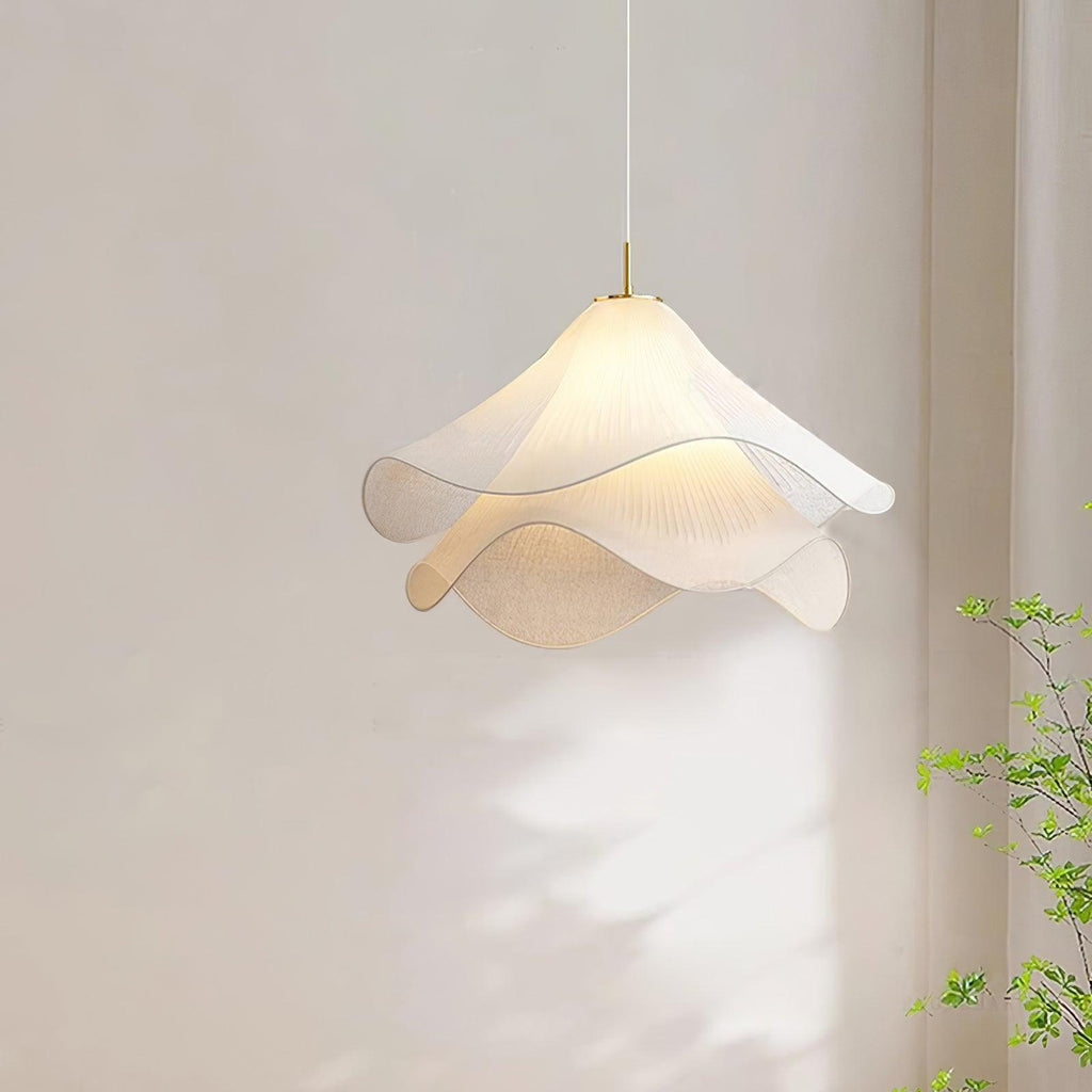Lampă suspendată Ethereal Bloom cu priză