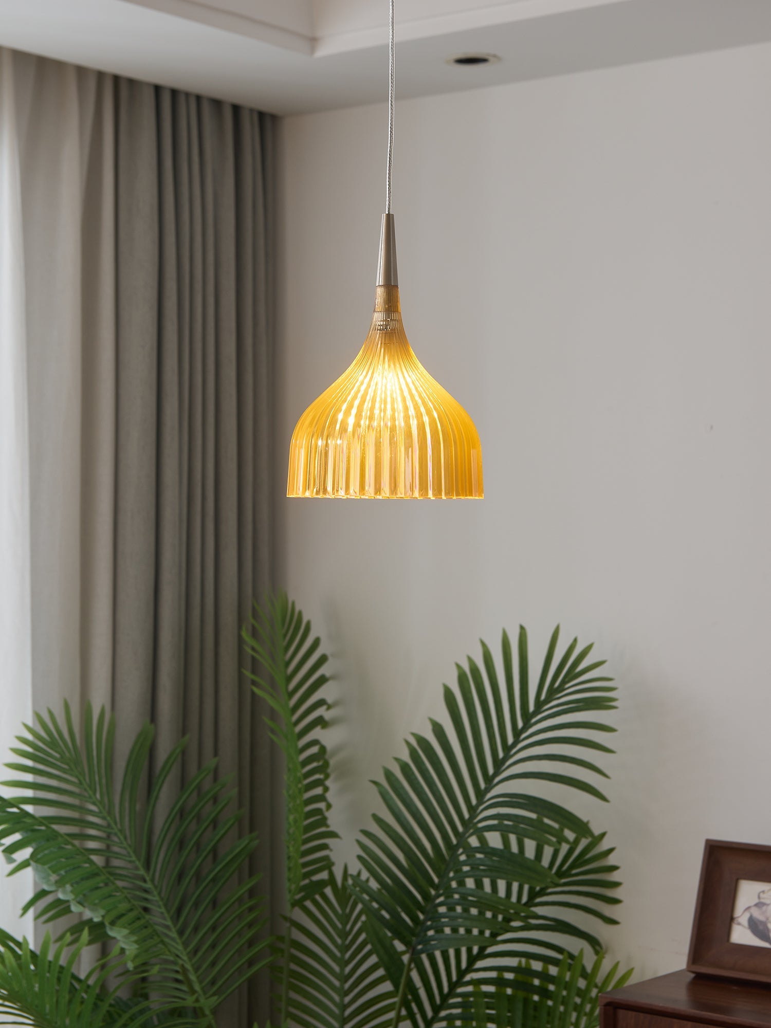 Lampă suspendată Lucina