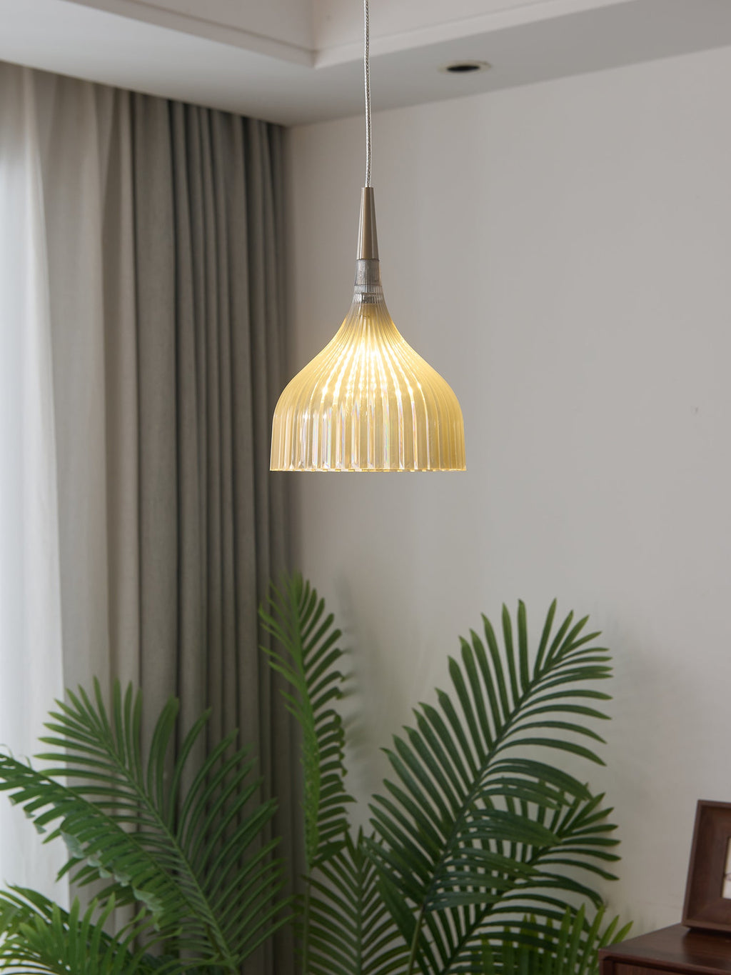 Lampă suspendată Lucina
