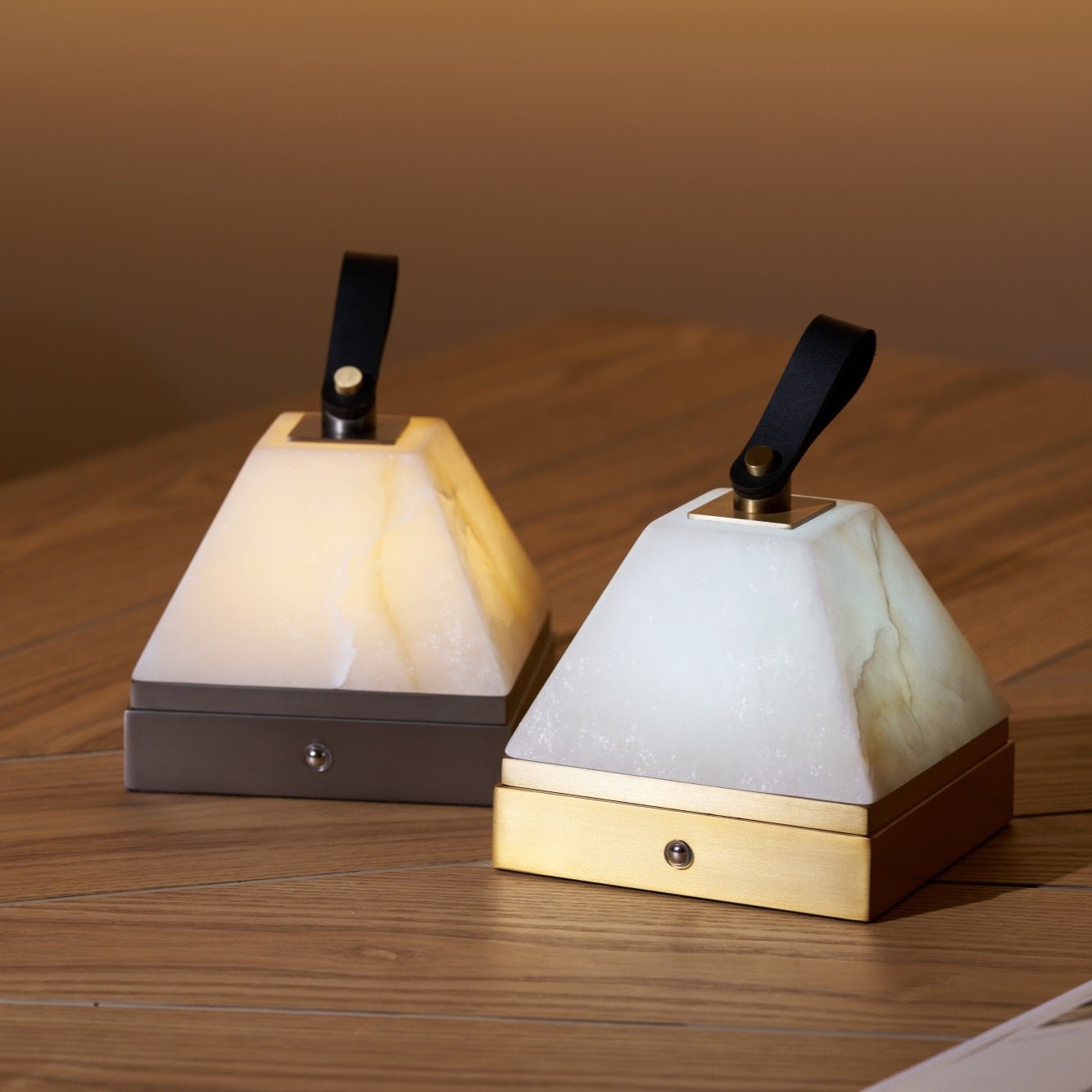 Lampă portabilă Luma Cube Alabastr
