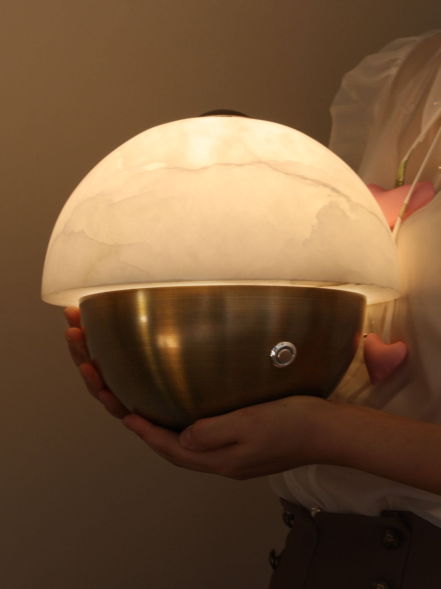 Lampă de masă mini din alabastru Luna Stone