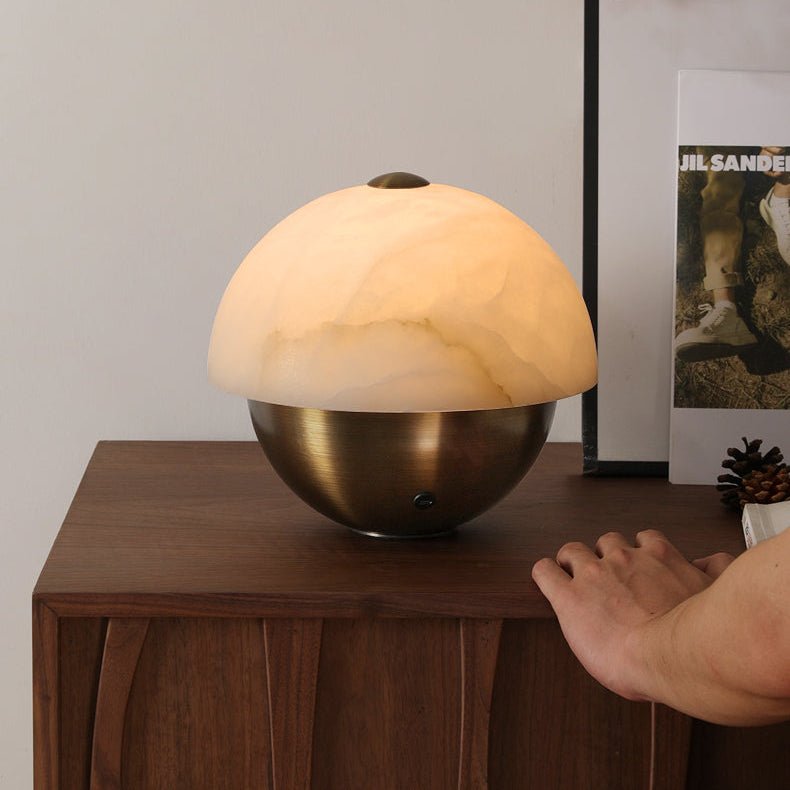 Lampă de masă mini din alabastru Luna Stone