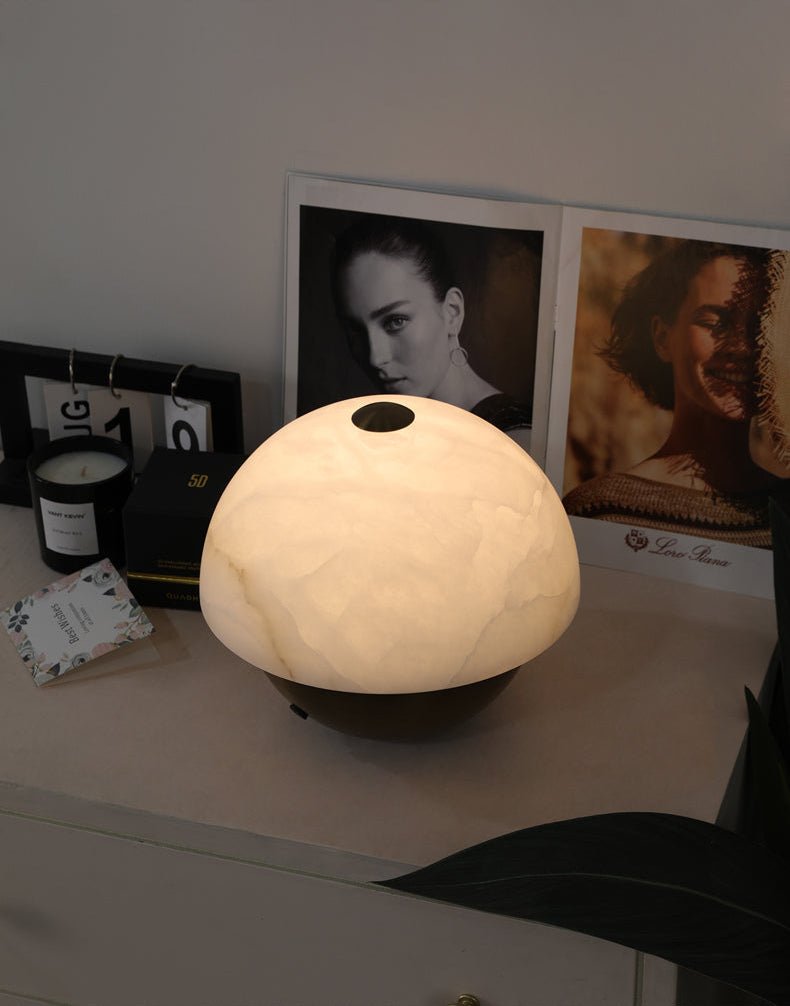 Lampă de masă mini din alabastru Luna Stone