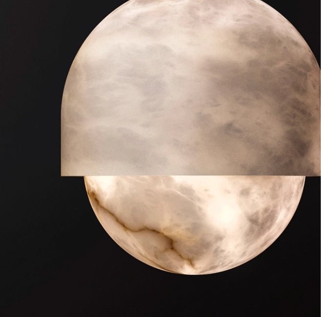 Lampă suspendată Lunar Dome din alabastru