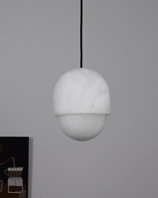 Lampă suspendată Lunar Dome din alabastru