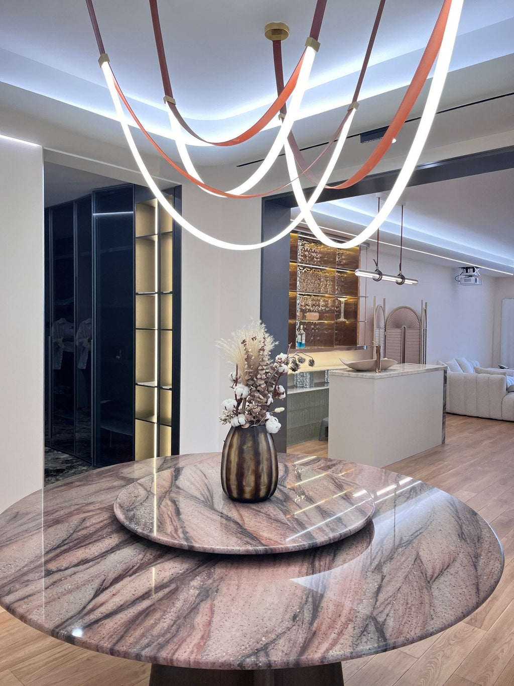 Lunestra Strap Chandelier