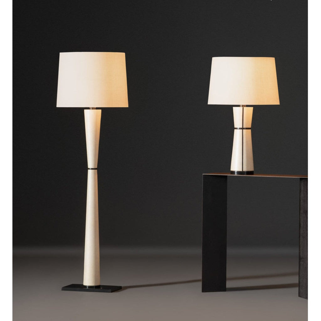 Lampă de masă din piele de lux