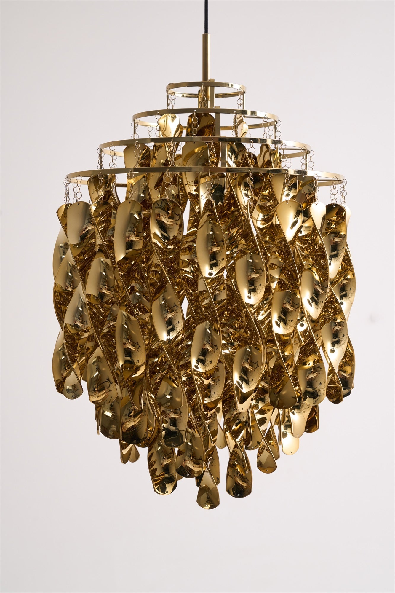 Lampă suspendată spiralată Maris