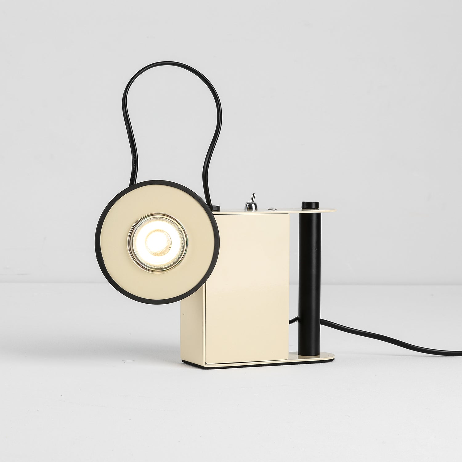 Roland Camera Table Light - Vakkerlight