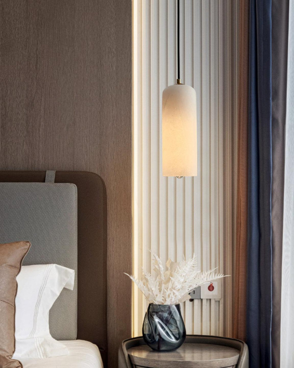 Monty  Alabaster Pendant Lamp