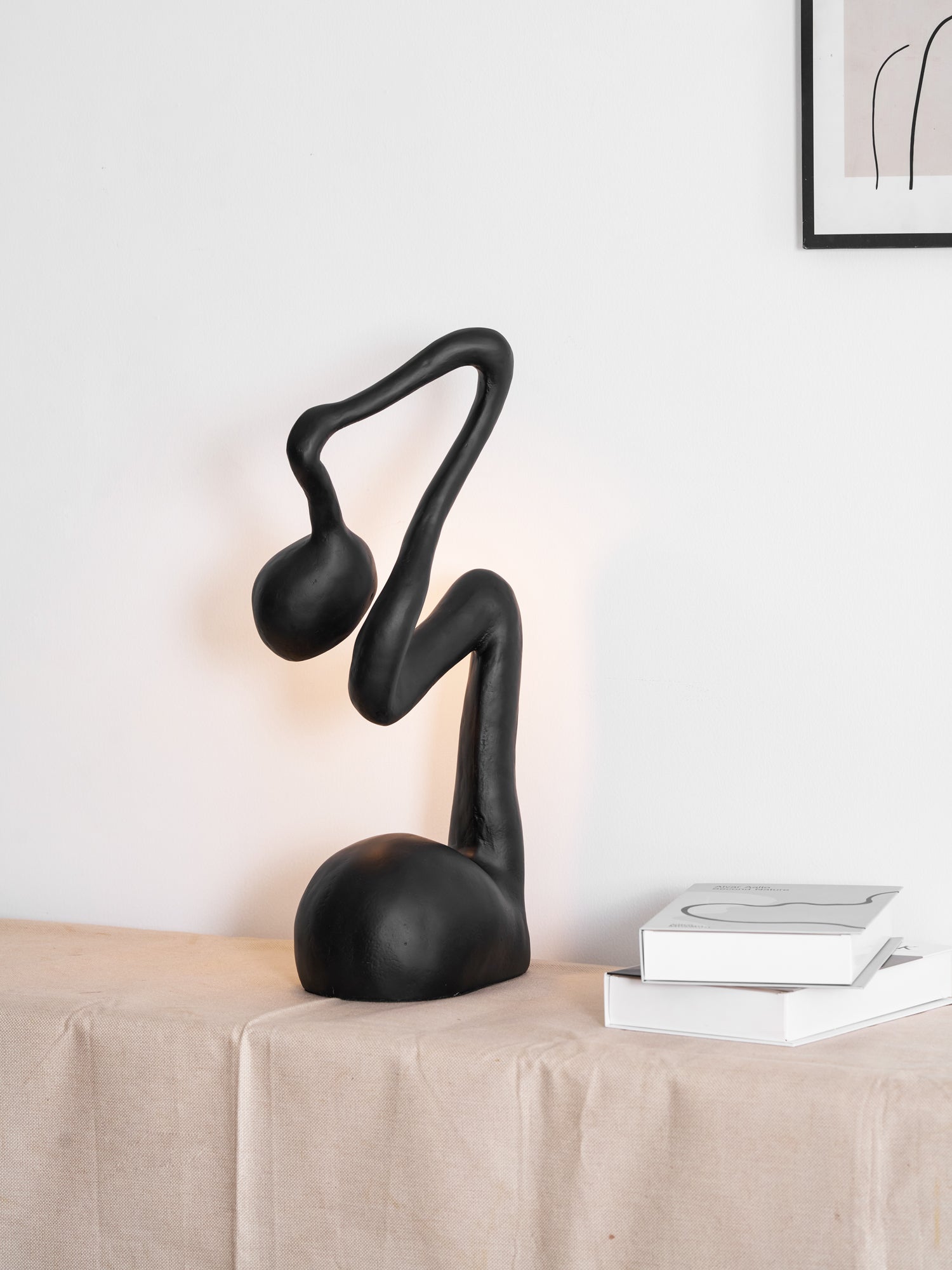 Lampă de masă cu sculptură de smirnă 