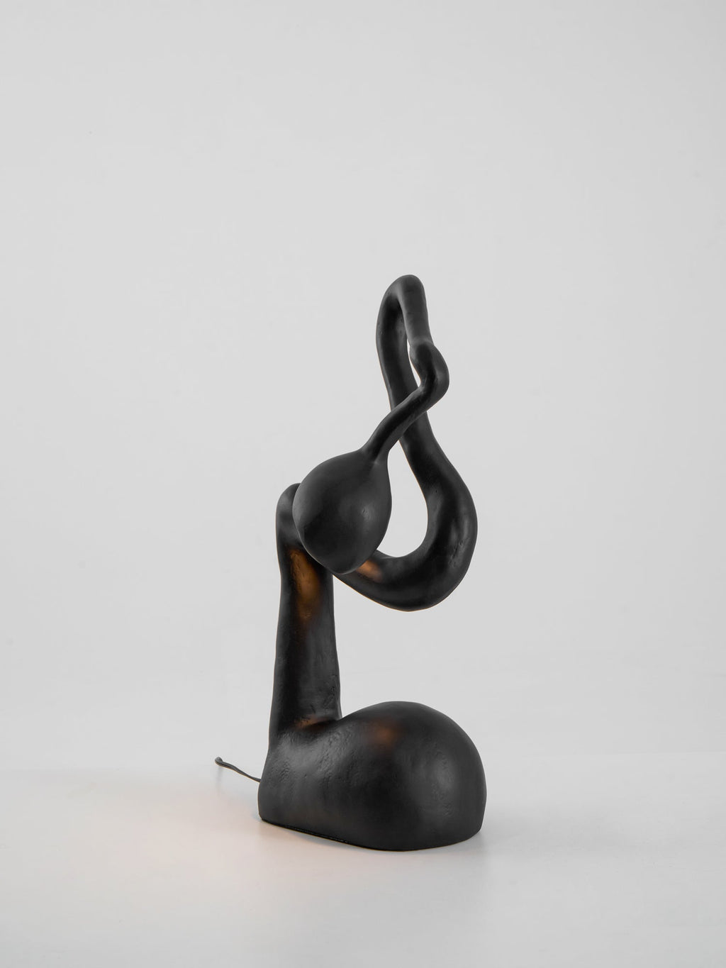Lampă de masă cu sculptură de smirnă 