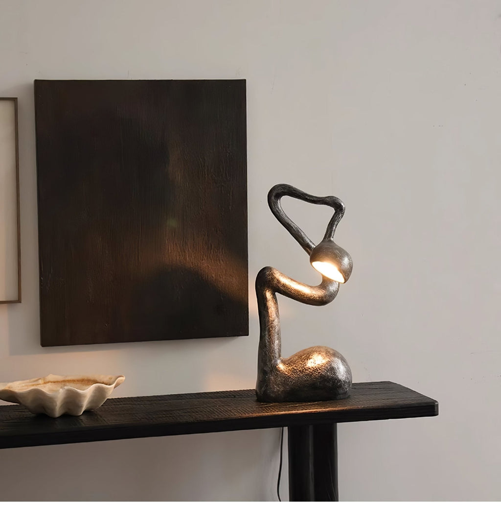 Lampă de masă cu sculptură de smirnă 