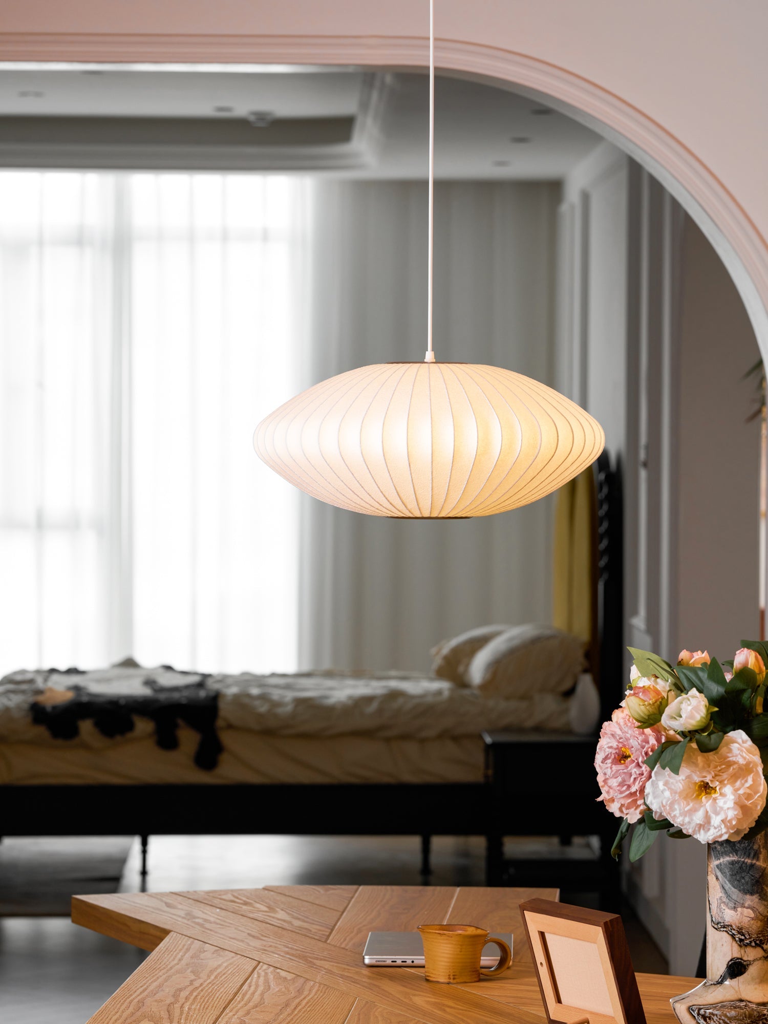 Bubble Mulberry Silk Pendant Lamp