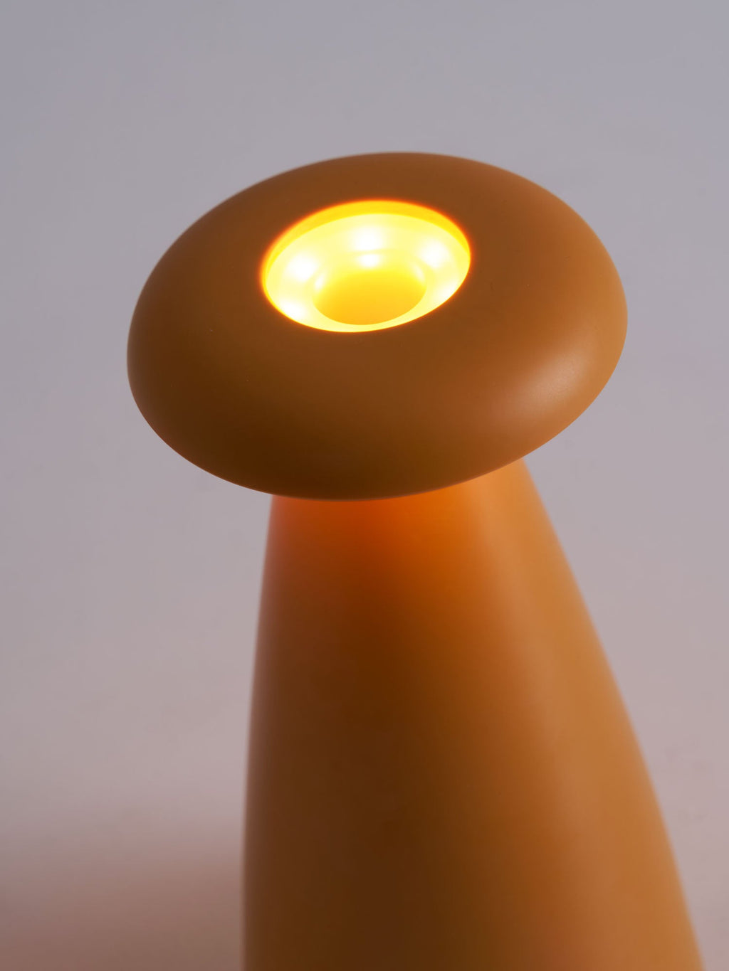 Lampă de masă reîncărcabilă Noko Mushroom 