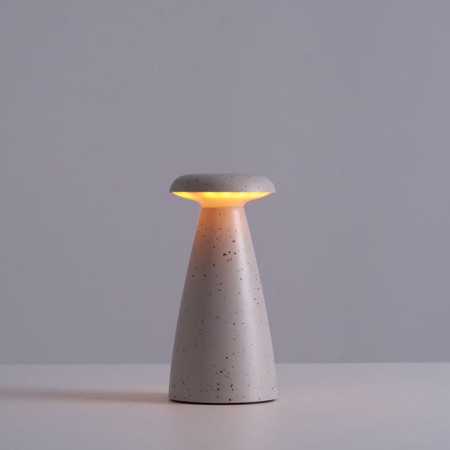 Lampă de masă reîncărcabilă Noko Mushroom 
