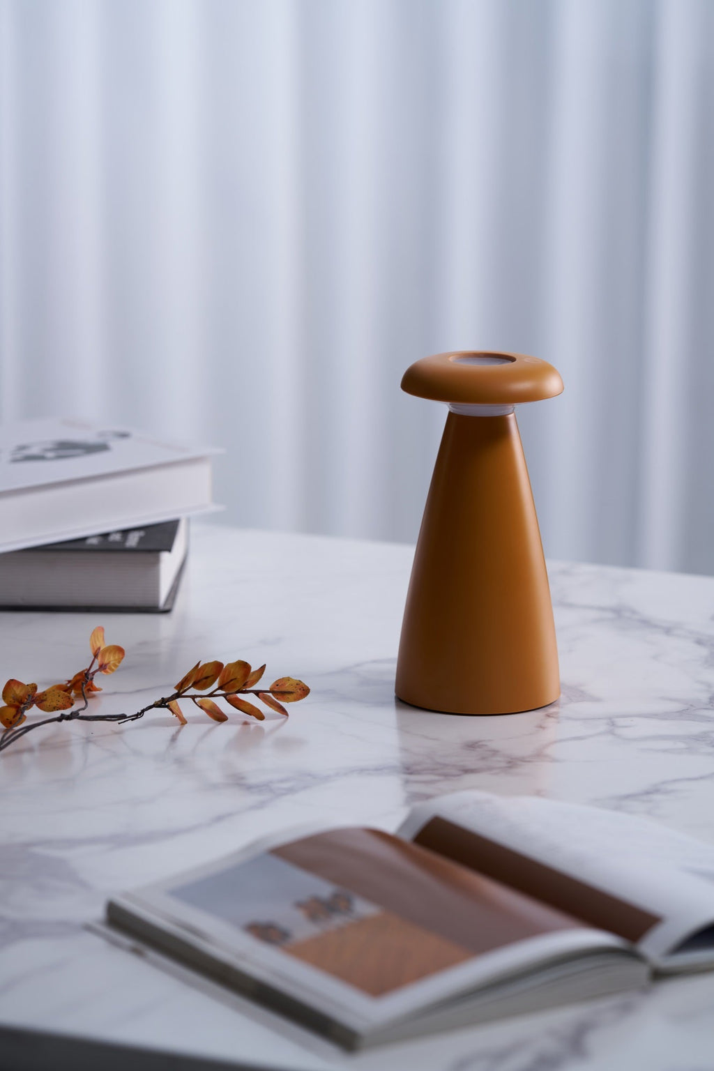 Lampă de masă reîncărcabilă Noko Mushroom 