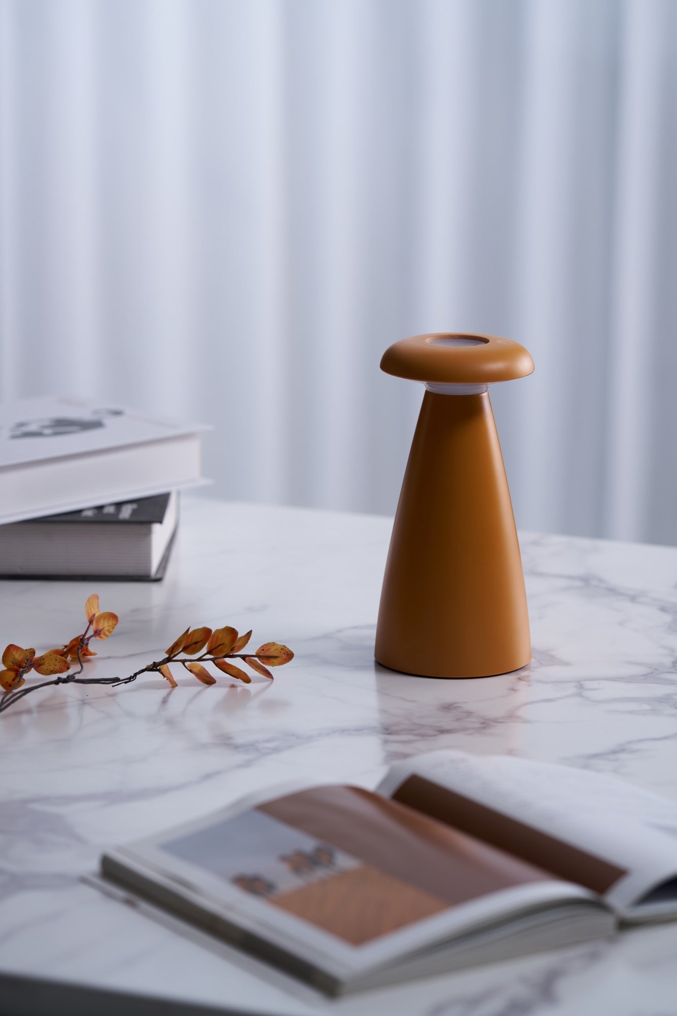 Lampă de masă reîncărcabilă Noko Mushroom 