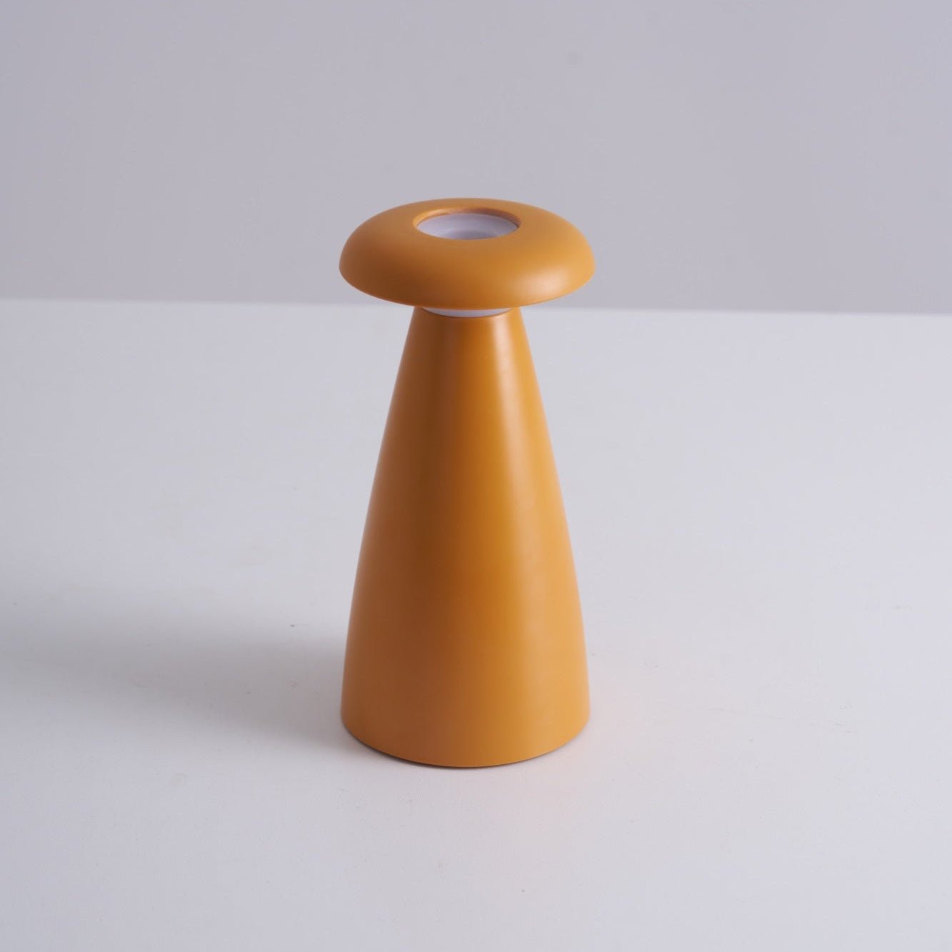 Noko Mushroom Rechargeable Table Lamp - Vakkerlight