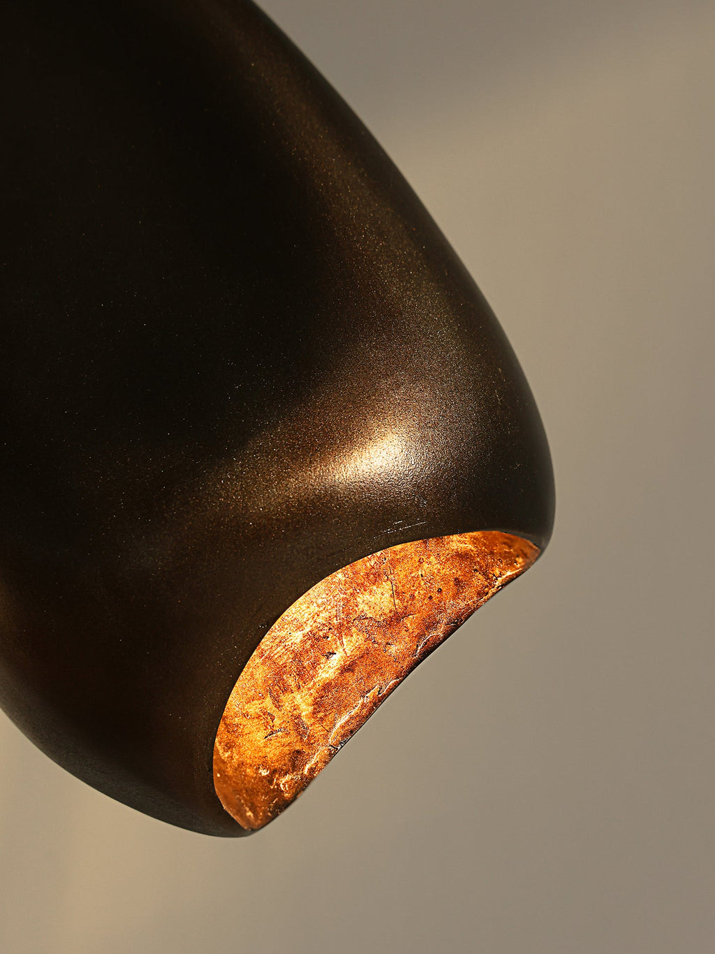 Lampă de masă sculpturală Noor