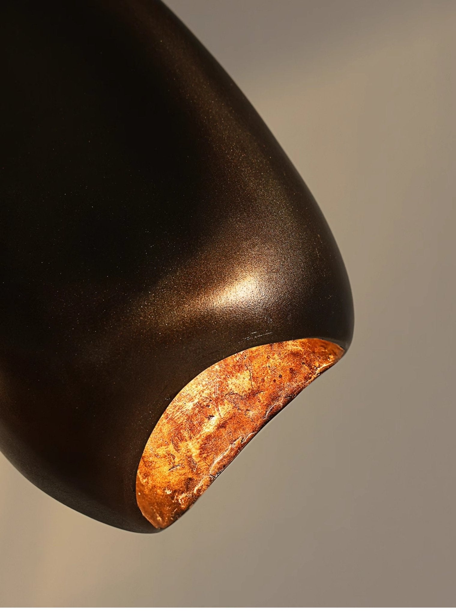 Lampă de masă sculpturală Noor