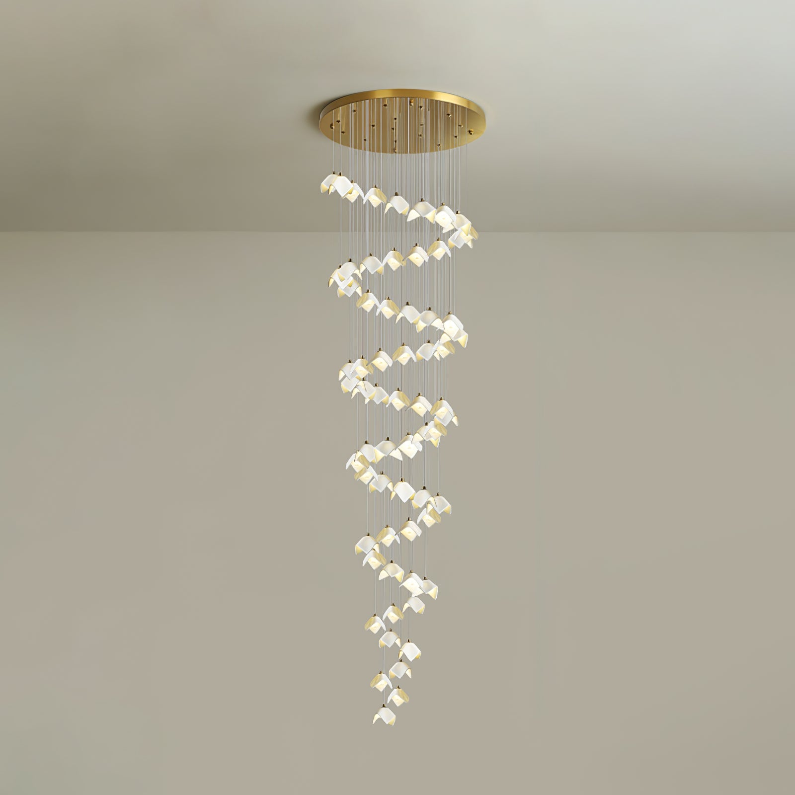 Orlani Cascade Stairs Chandelier - Vakkerlight