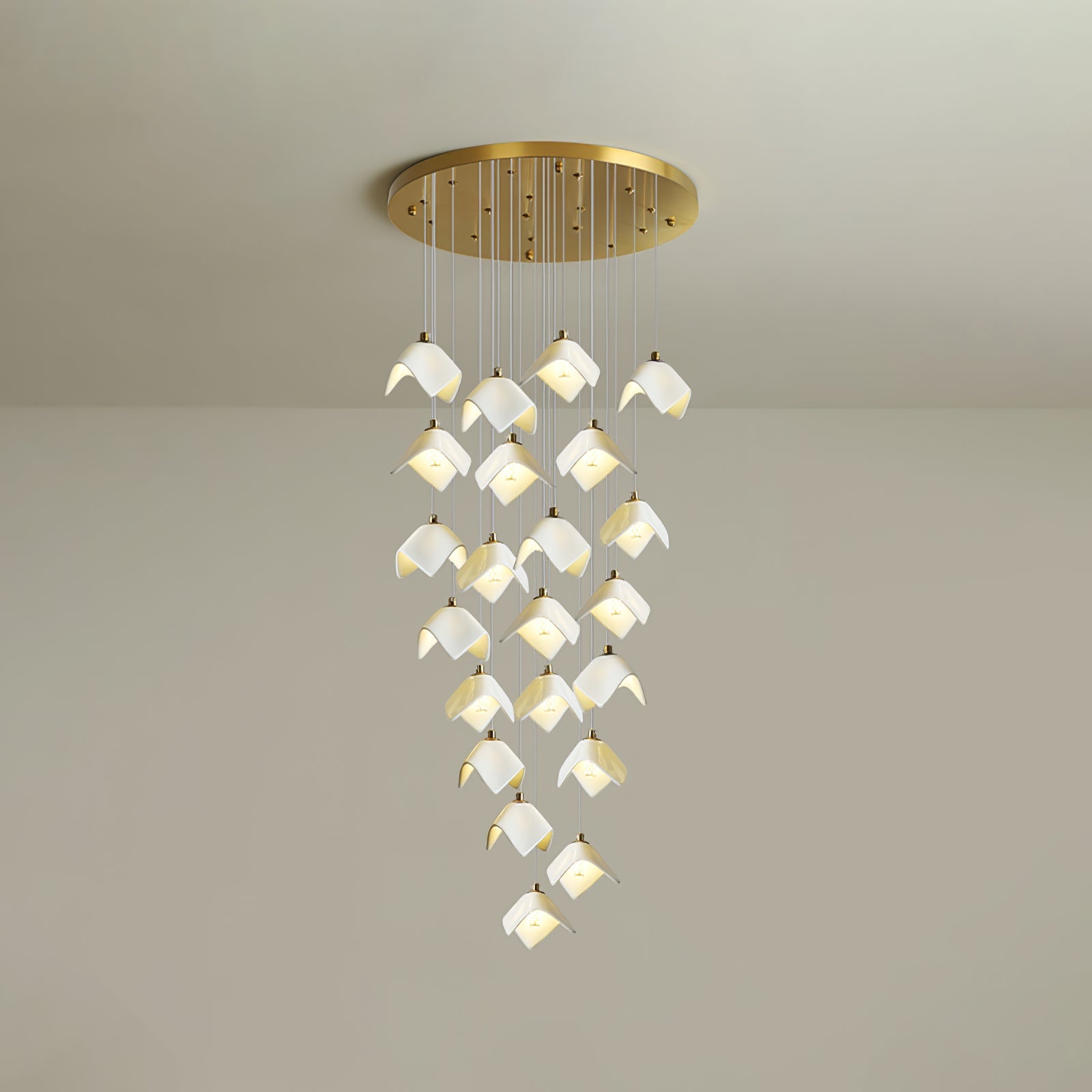 Orlani Cascade Stairs Chandelier - Vakkerlight