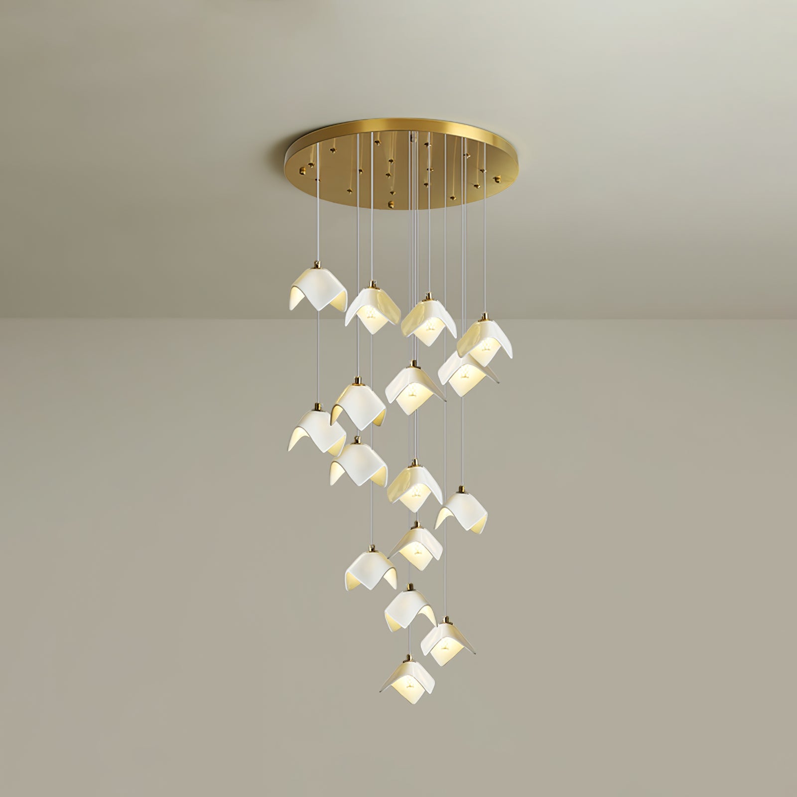 Orlani Cascade Stairs Chandelier - Vakkerlight