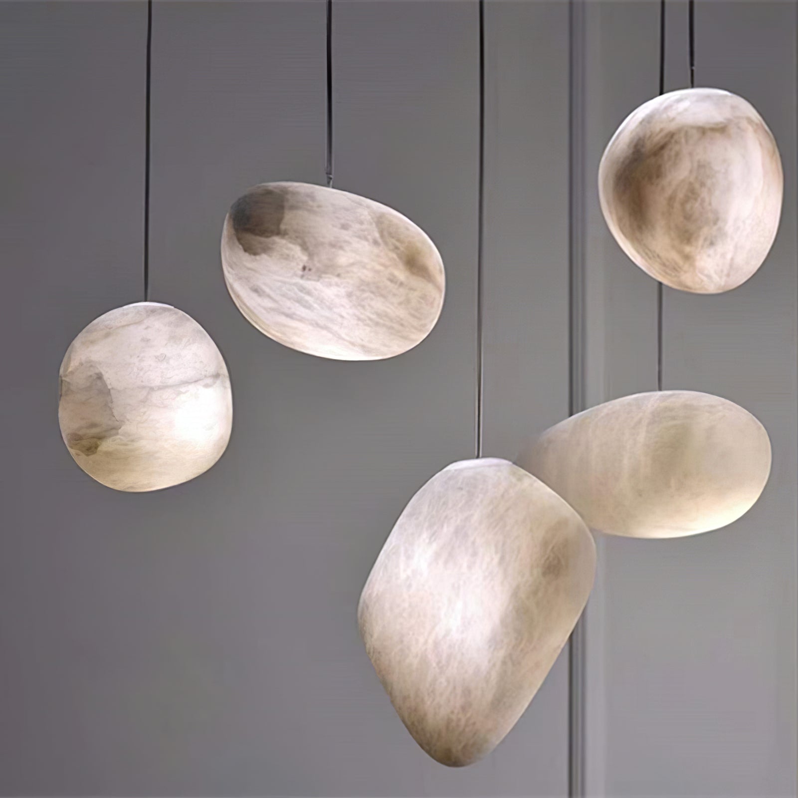 Lampă suspendată Pebbles Alabastr