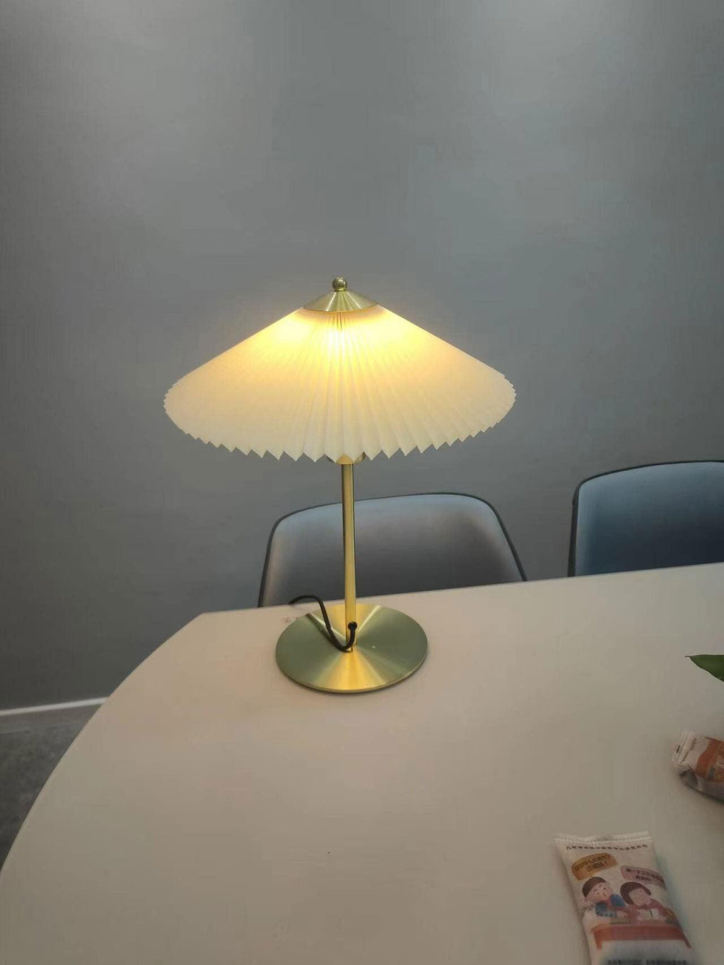 Perla Pleated Table Lamp