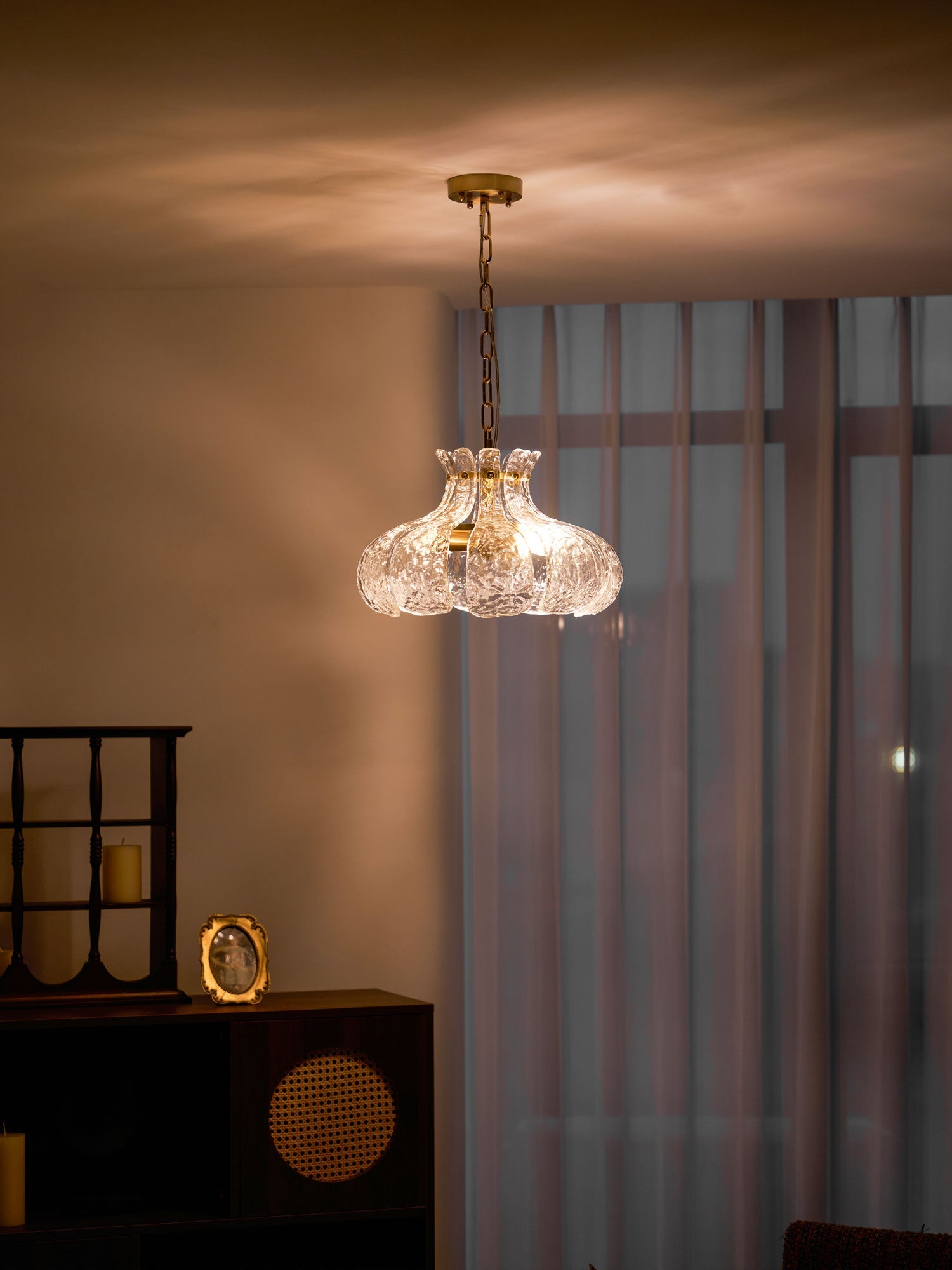 Petal Ice Pendant Light