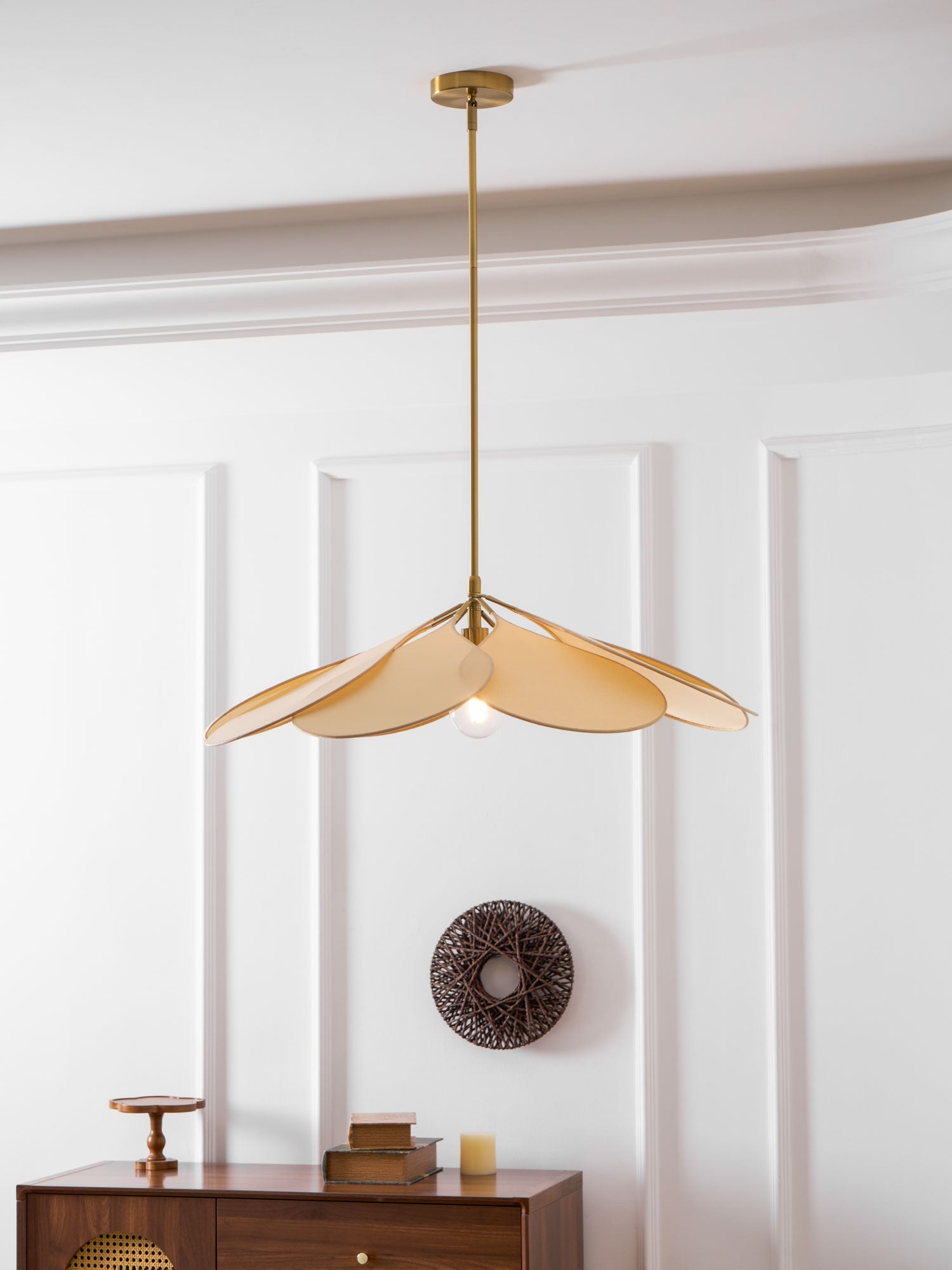 Precieuse Petals Pendant Lamp
