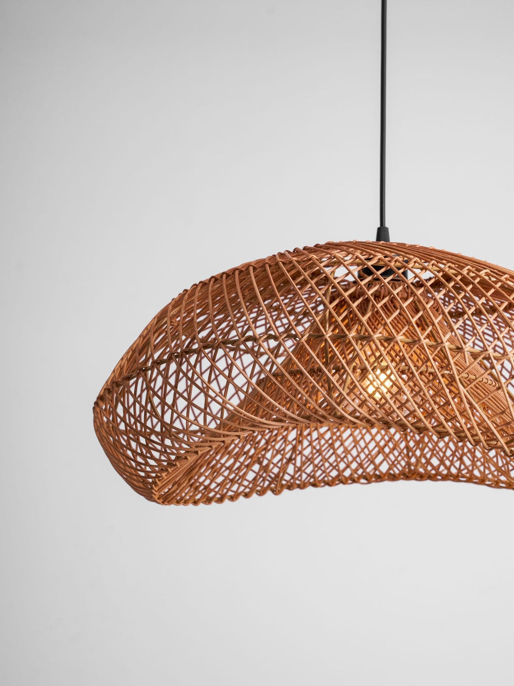 Rattan Wave Pendant Light