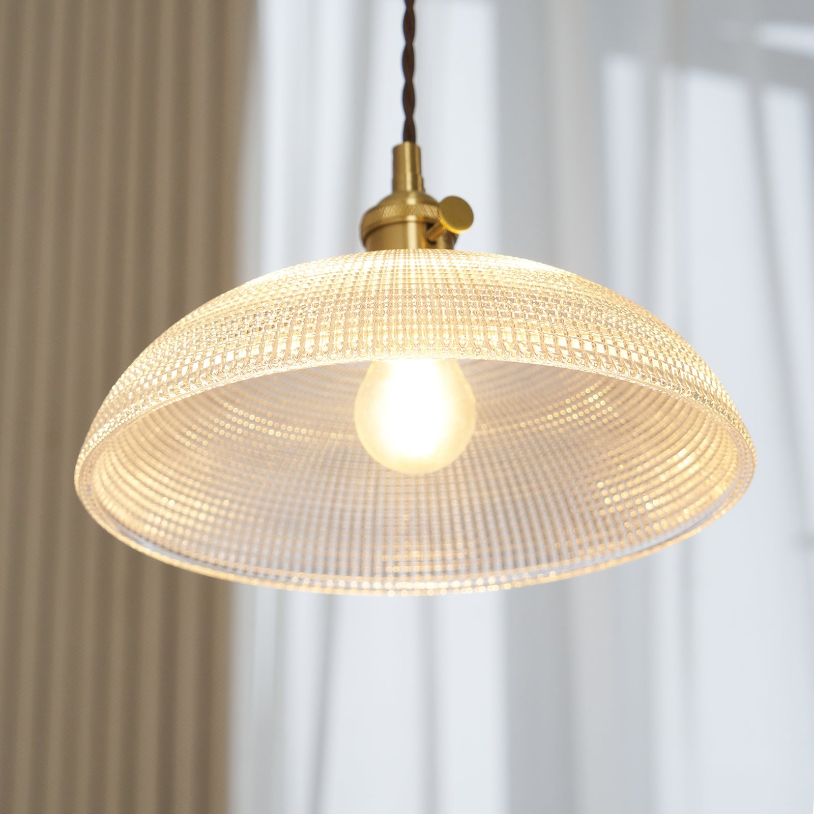 Lampă pandantiv spiralată cu nervuri 