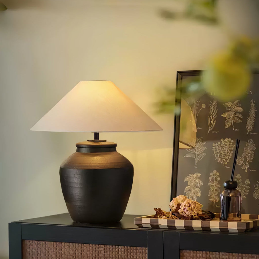 Lampă de masă rustică din ceramică neagră 