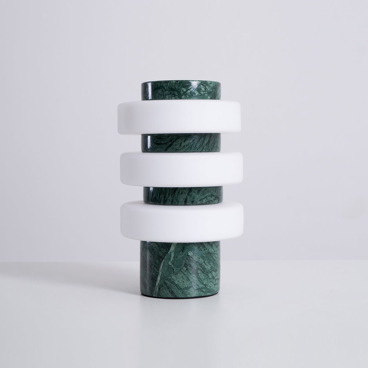 Saturn Travertine Table Lamp - Vakkerlight