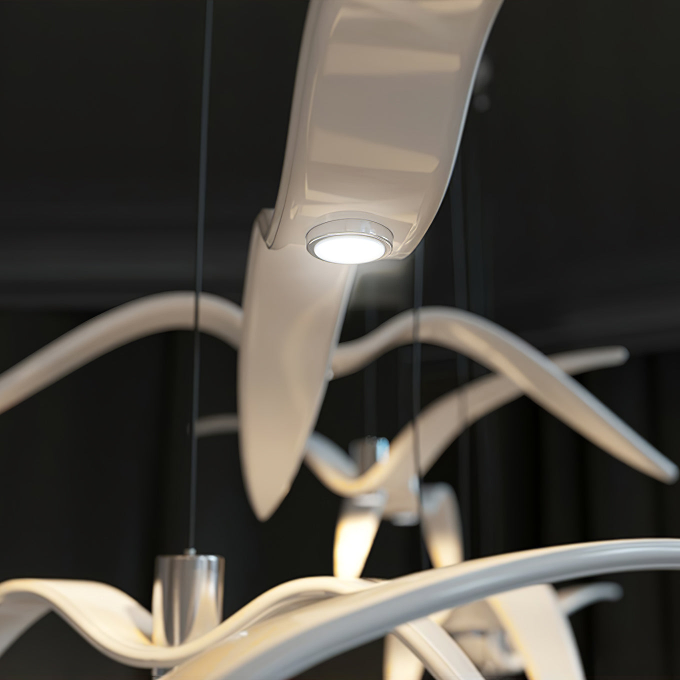 Lampă suspendată cu LED Aviara 