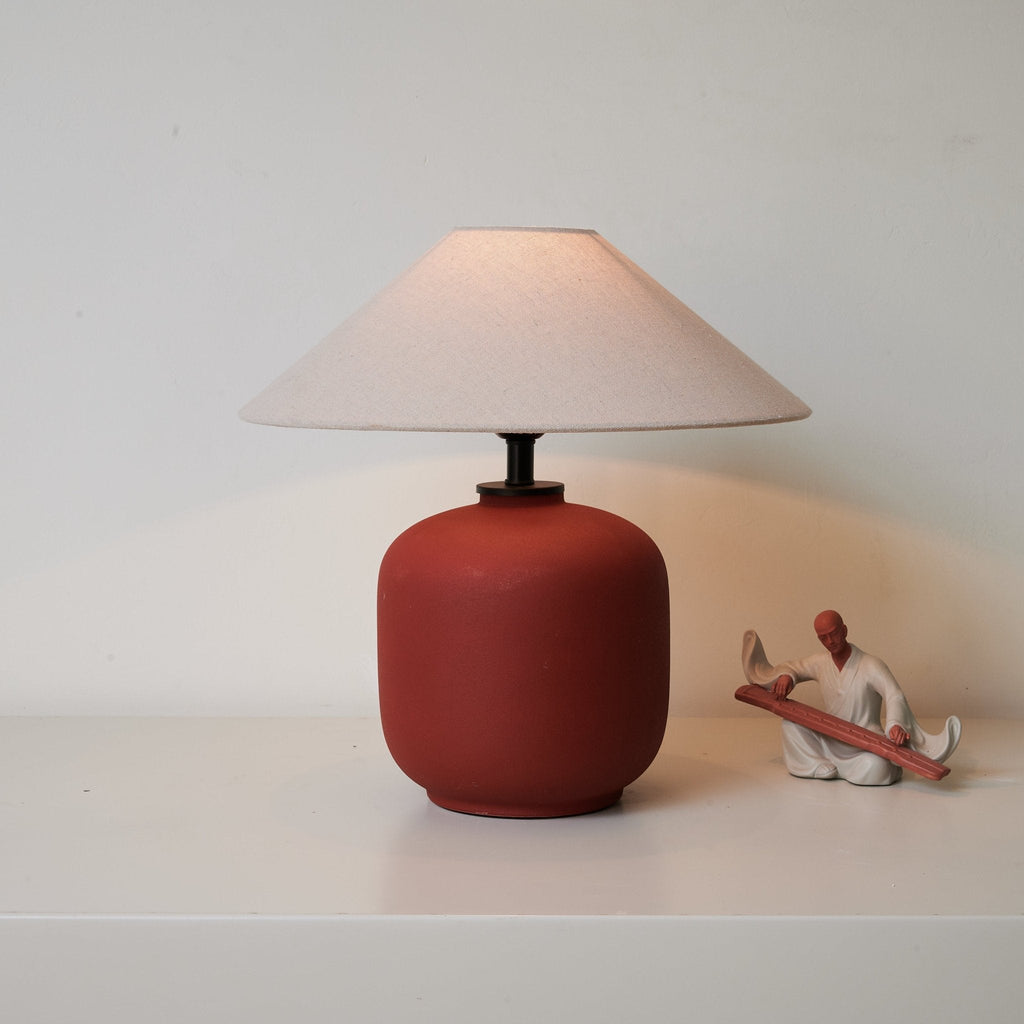 Lampă de masă din lut Sienna