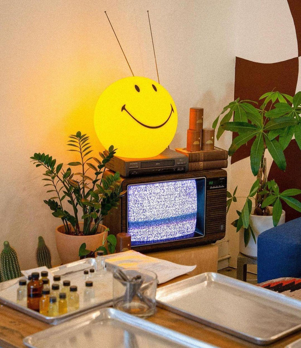 Smiling Rechargeable Table Lamp
