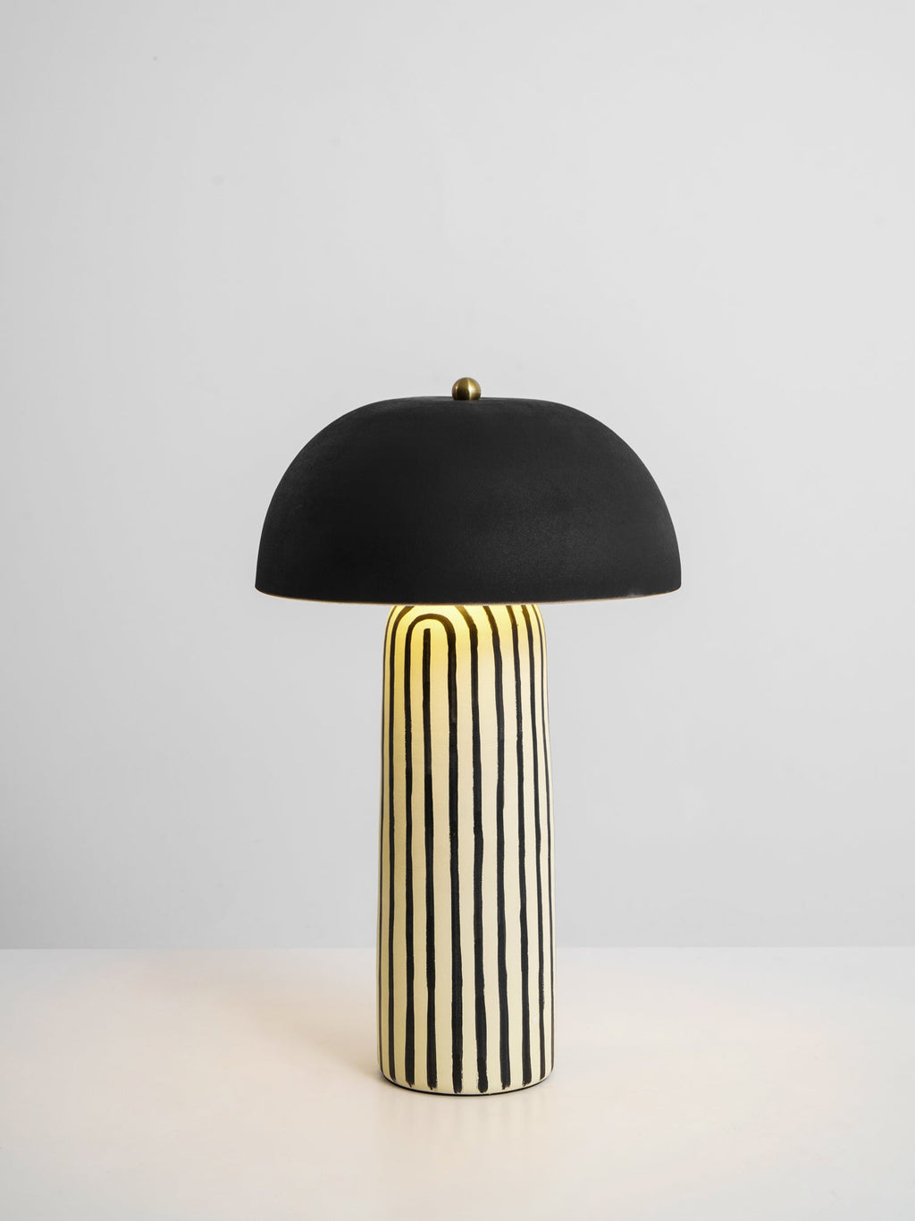 Lampă de masă Stria 