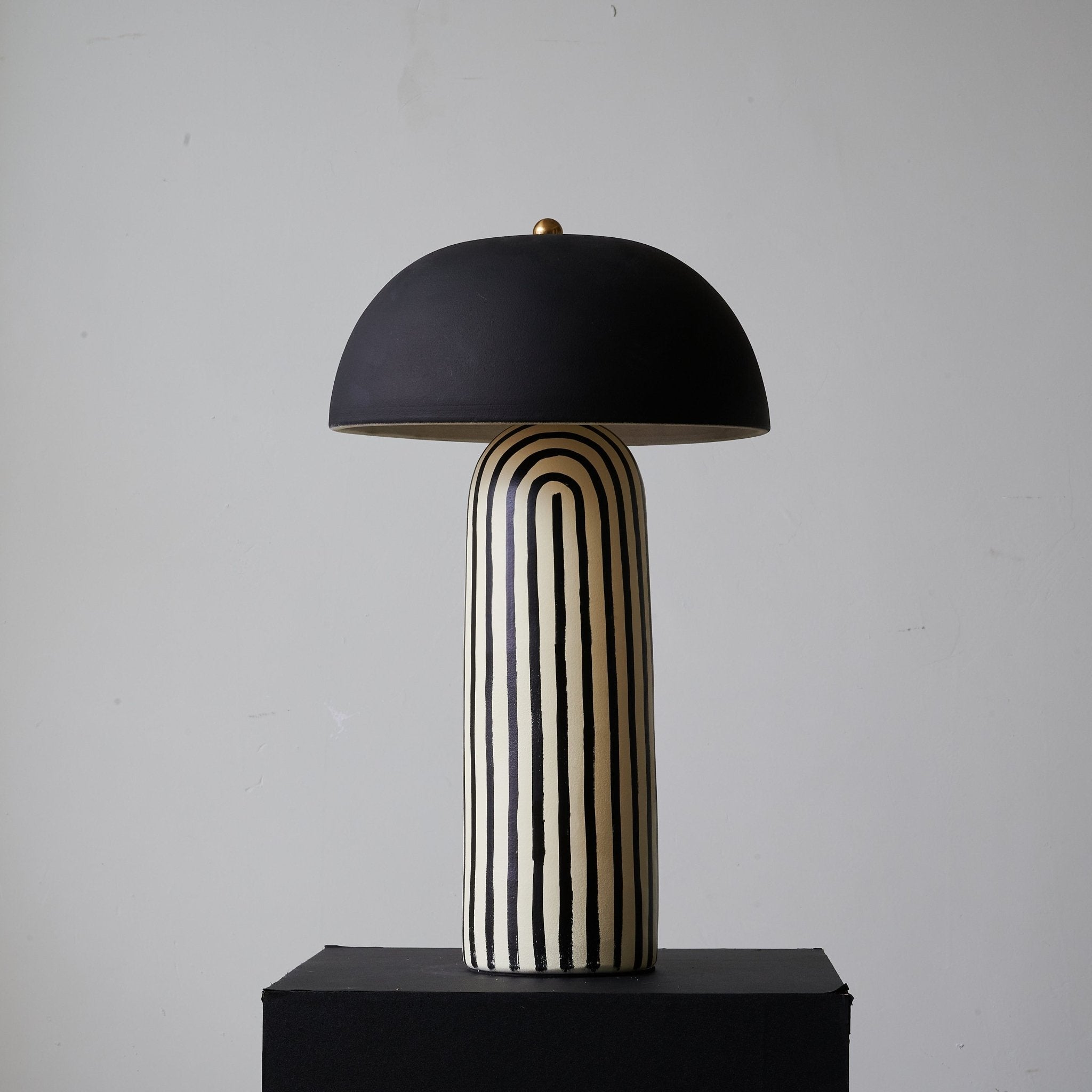 Lampă de masă Stria 