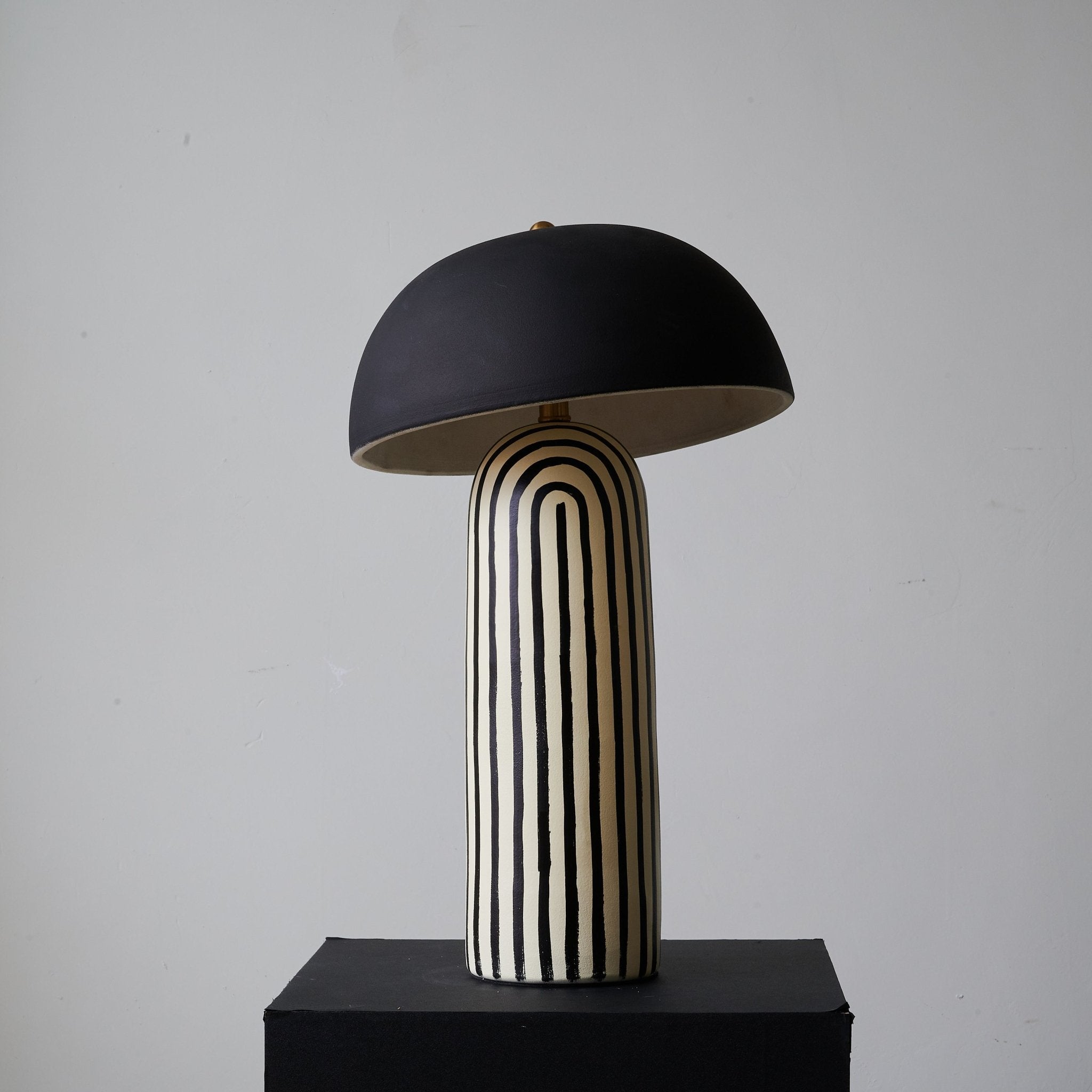 Lampă de masă Stria 