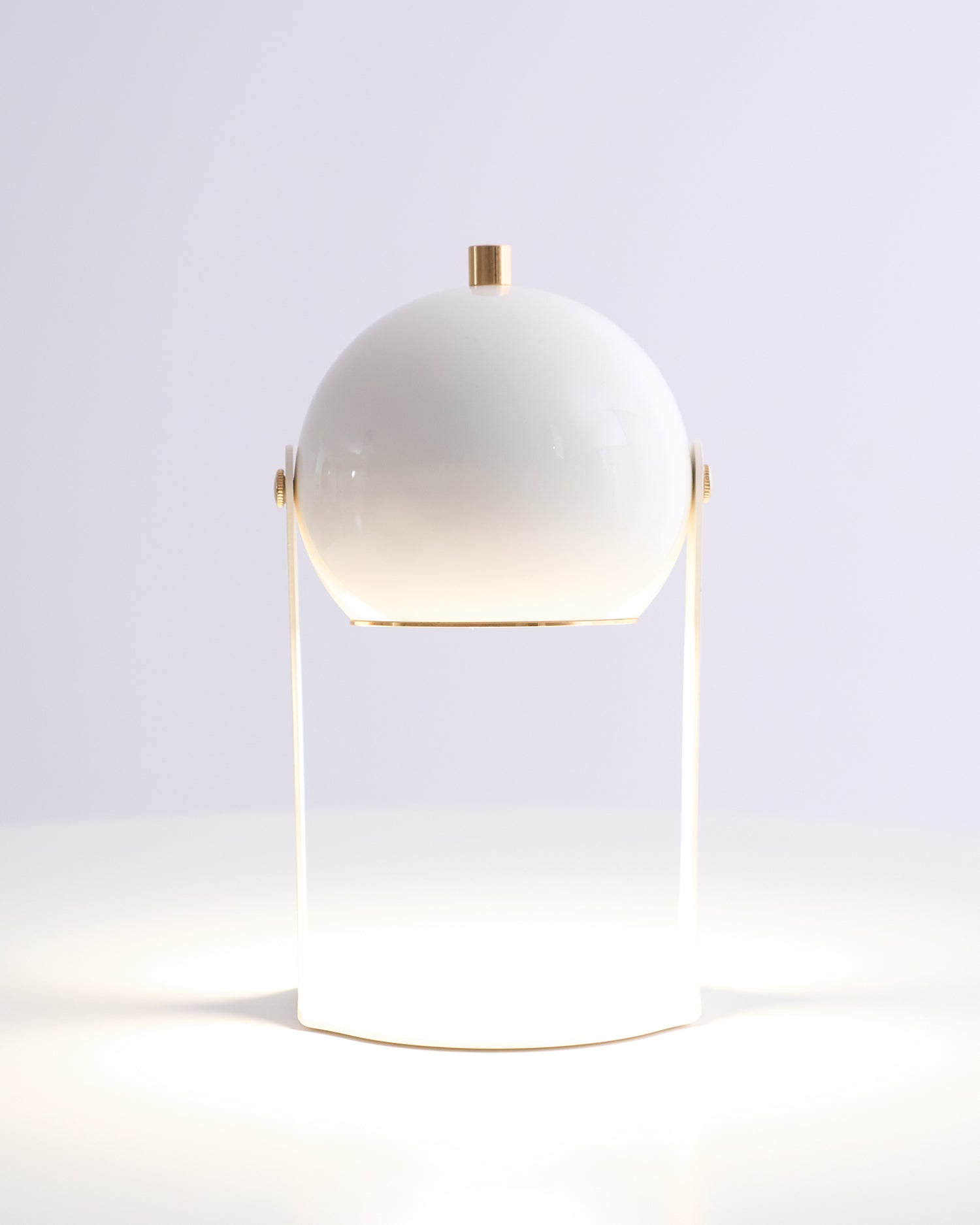 Svejk Table Lamp (Built-in Battery)